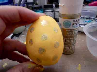 Creative Paper Clay® Easter Egg